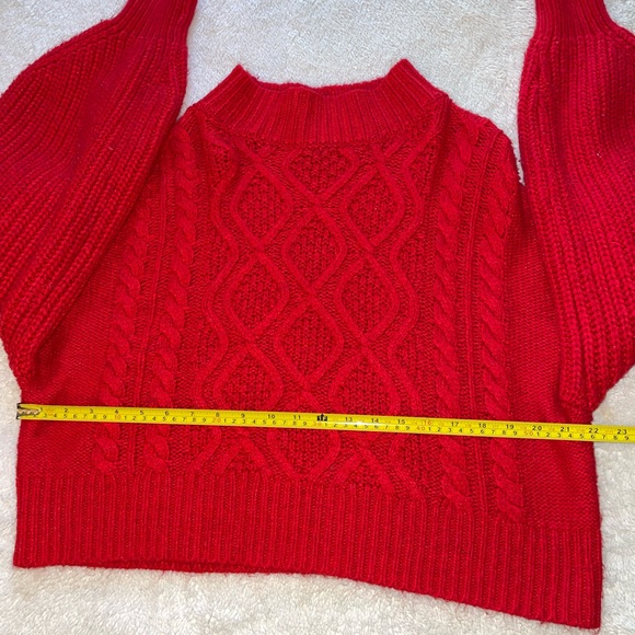 Kaari Blue cropped chunky red cowlneck sweater - Picture 2 of 8